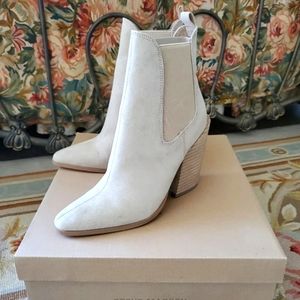 Steve madden Pointed booties cowboy cowgirl boots